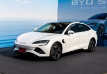 BYD ແຊງໜ້າ Tesla ເປັນຜູ້ຜະລິດລົດໄຟຟ້າອັນດັບໜຶ່ງຂອງໂລກ, ໂດຍມີຍອດຂາຍ 2.3 ລ້ານຄັນໃນປີ 2025. BYD ແຊງໜ້າ Tesla ເປັນຜູ້ຜະລິດລົດໄຟຟ້າອັນດັບໜຶ່ງຂອງໂລກ, ໂດຍມີຍອດຂາຍ 2.3 ລ້ານຄັນໃນປີ 2025.