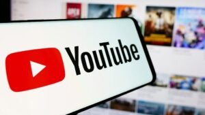 YouTube อนุญาตให้ผู้สร้างที่ถูกแบนบางรายกลับมาบนแพลตฟอร์มอีกครั้ง. YouTube อนุญาตให้ผู้สร้างที่ถูกแบนบางรายกลับมาบนแพลตฟอร์มอีกครั้ง.